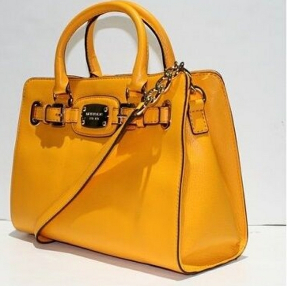 Michael Kors Handbags - Michael Kors Bag. BRAND NEW!